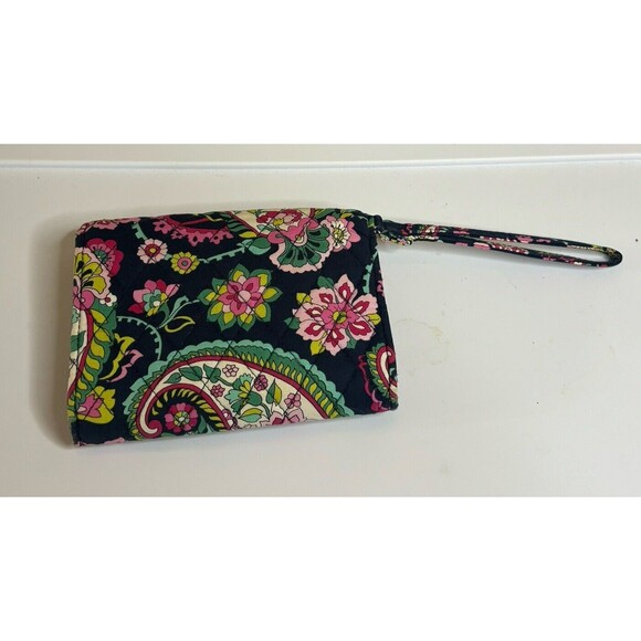 Vera Bradley Turn lock Wristlet Wallet  In PETA Paisley Retired Pattern - Picture 2 of 6